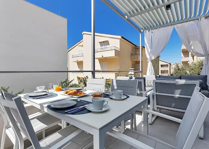 Bamboo House App 3 - Exklusiv Makarska